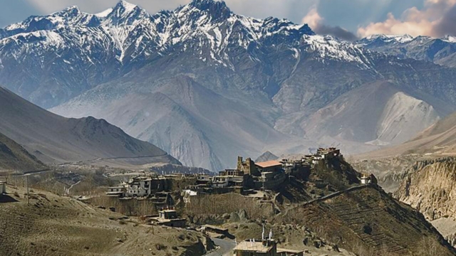 Jharkhot,_Lower_Mustang_Sky_1280