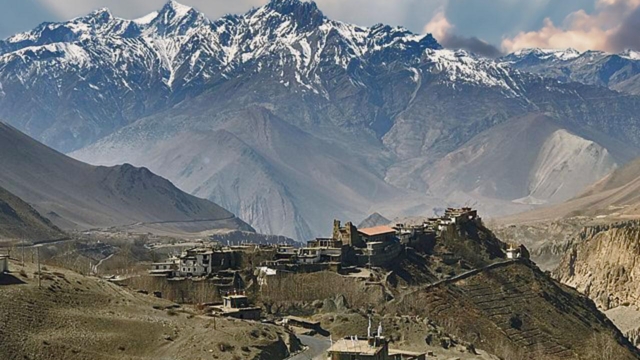 Jharkhot,_Lower_Mustang_Sky_1280