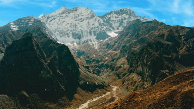 Khumbu-Mountains_Sky1_1000